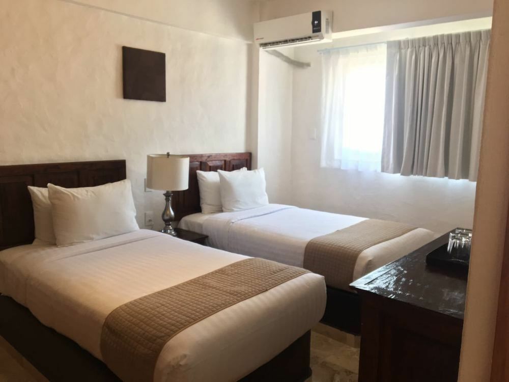 Hotel Suites Mar Elena (Adults Only) Puerto Vallarta Eksteriør bilde